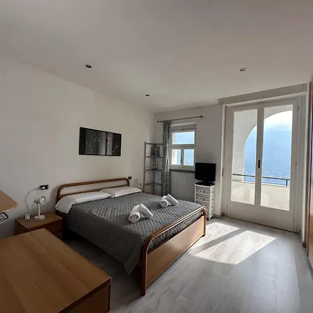 Irene View With Swimming Pool Appartement Onno